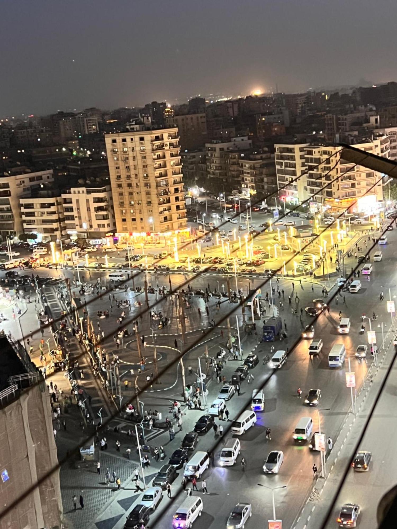 قريبة من مطار * Cairo